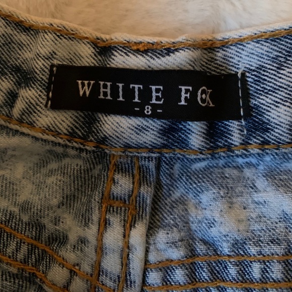 White Fox Acid Wash High Waisted Denim Shorts 4US - Picture 5 of 5